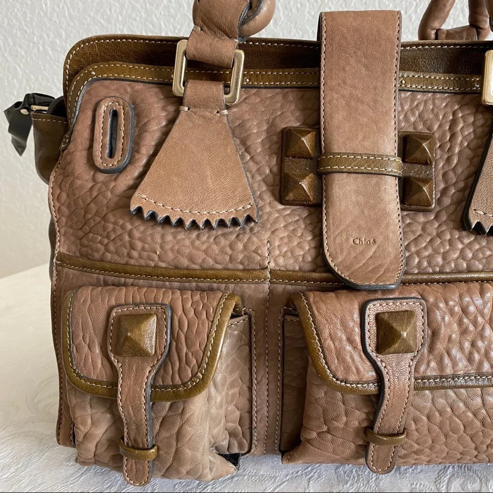 Chloe front pocket organizer tote